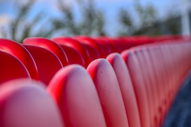 渐摆脱了传 渐摆脱了传